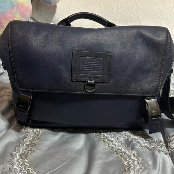 Coach Crossbody Bag Navy - Picture 1 of 9